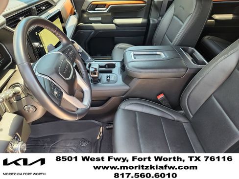 Used 2022 GMC Sierra 1500 Denali w/ Technology Package RWD image 12