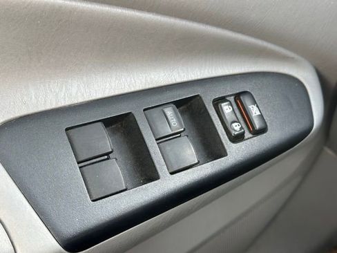 Used 2014 Toyota Tacoma 4x4 Double Cab w/ TRD Off-Road Package image 17