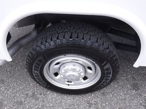 Used 2022 RAM 2500 Tradesman w/ Cold Weather Group image 4