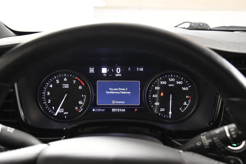Used 2023 Cadillac XT6 Premium Luxury w/ Technology Package AWD/4WD image 31