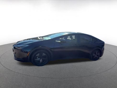 Used 2025 Toyota Prius LE image 8