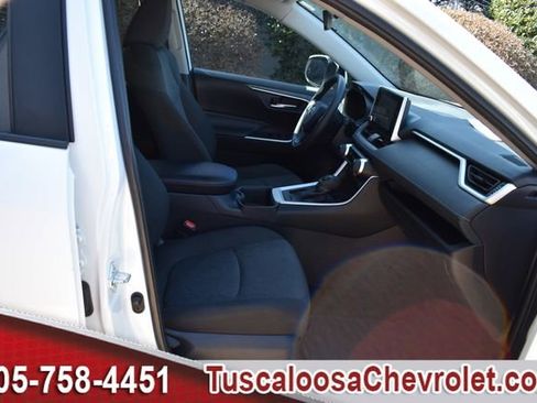 Used 2023 Toyota RAV4 XLE image 20