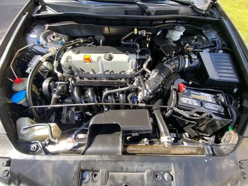 Used 2009 Honda Accord LX image 29