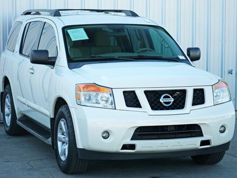 Used 2013 Nissan Armada SV image 47