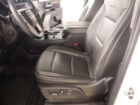 Used 2024 GMC Sierra 1500 Denali w/ Denali Reserve Package image 12