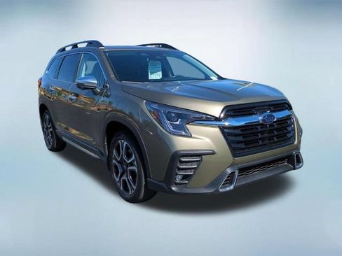 Used 2023 Subaru Ascent Touring AWD/4WD image 9