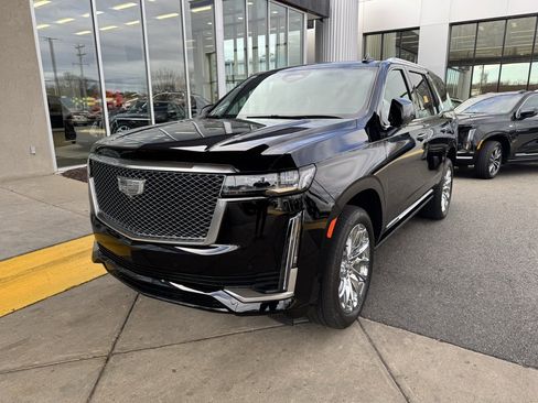 Certified 2022 Cadillac Escalade Premium Luxury Platinum w/ LPO, Radiant Package image 3