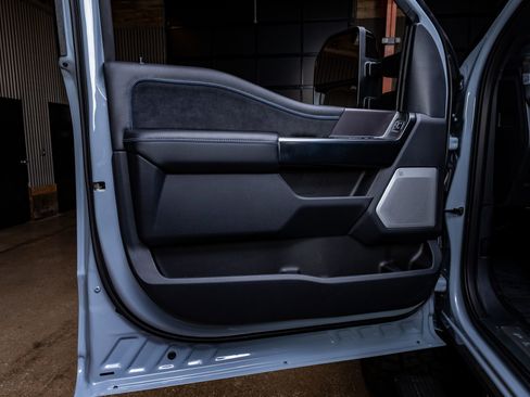 Used 2026 Ford F250 Platinum image 36