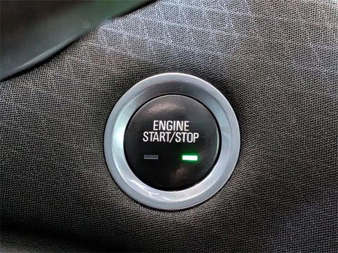 Used 2020 Chevrolet Malibu LT image 23