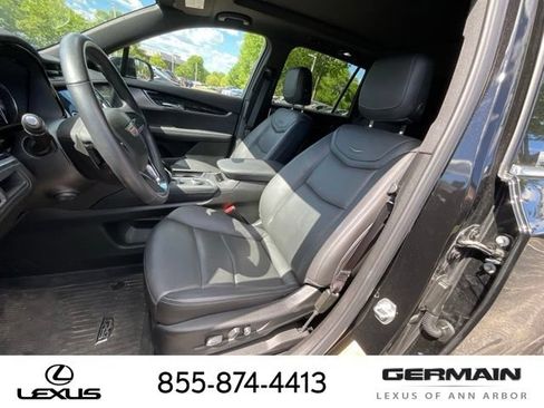 Used 2024 Cadillac XT6 Premium Luxury w/ LPO, Floor Liner Package AWD/4WD image 12