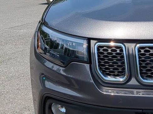 New 2023 Jeep Compass Latitude w/ Convenience Group image 10