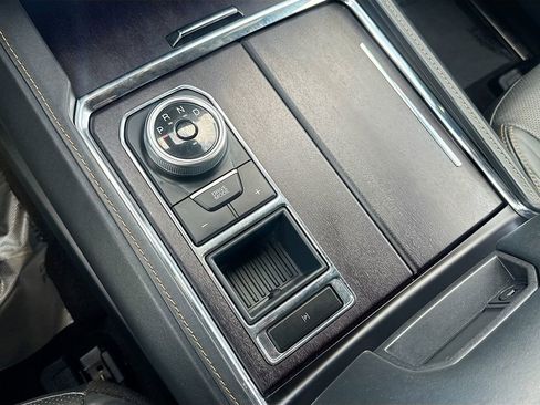 Used 2023 Ford Expedition Platinum RWD image 17