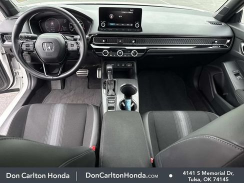 Used 2025 Honda Civic Sport image 16