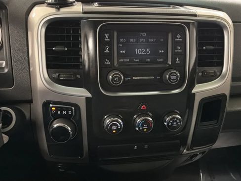 Used 2017 RAM 1500 Classic SLT RWD image 14