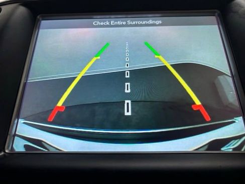 Used 2018 Jeep Grand Cherokee Limited image 26