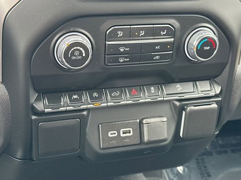 Certified 2024 Chevrolet Silverado 1500 Custom Trail Boss w/ Turbomax Blackout Package image 23