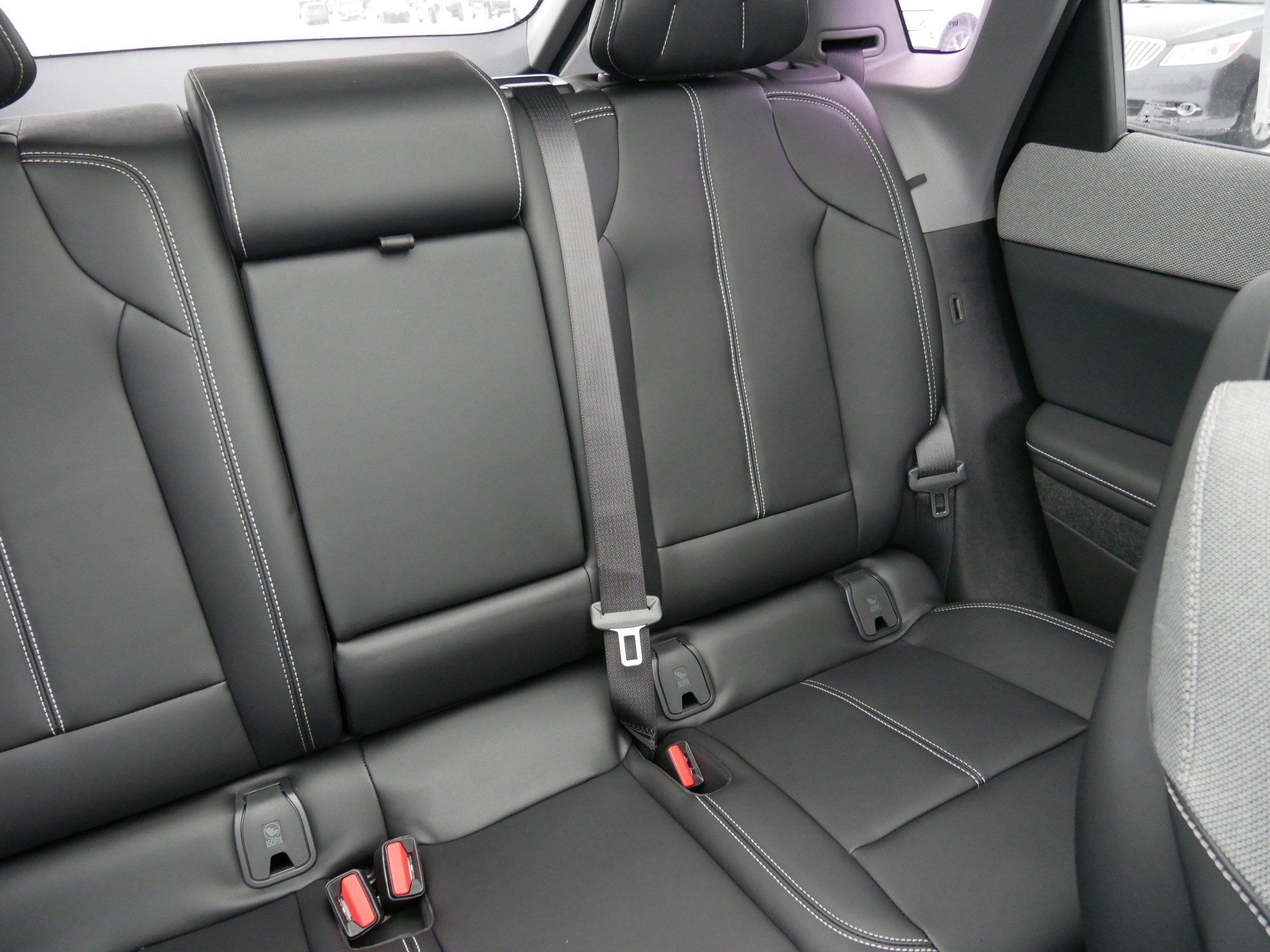 Used 2026 Cadillac Optiq Sport 1 w/ LPO, Floor Liner Package AWD/4WD image 12