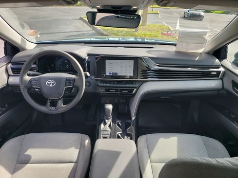 Used 2025 Toyota Camry LE w/ Convenience Package FWD image 15