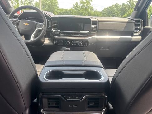 Used 2026 Chevrolet Silverado 1500 LTZ w/ LTZ Premium Package AWD/4WD image 10