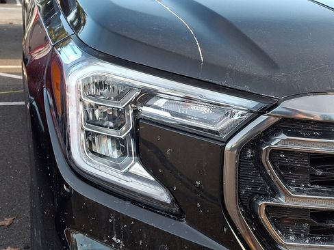 Used 2023 GMC Terrain AT4 w/ Infotainment Package II image 9