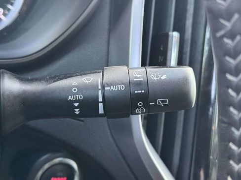 Certified 2022 Subaru Ascent Touring image 24