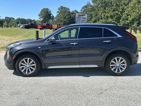 Used 2023 Cadillac XT4 Premium Luxury image 8