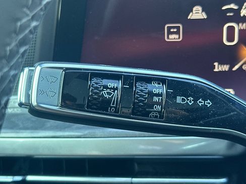 Certified 2026 Cadillac Escalade IQL Luxury AWD/4WD image 36