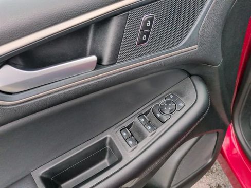 Used 2024 Ford Edge SEL AWD/4WD image 10