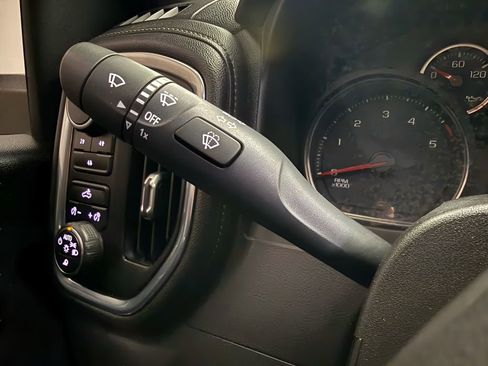 Used 2021 Chevrolet Silverado 2500 LT w/ Fleet Comfort Package image 15