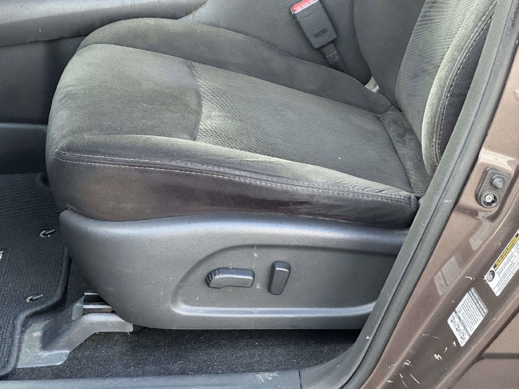 Used 2015 Nissan Pathfinder SV w/ Cargo Package FWD image 15