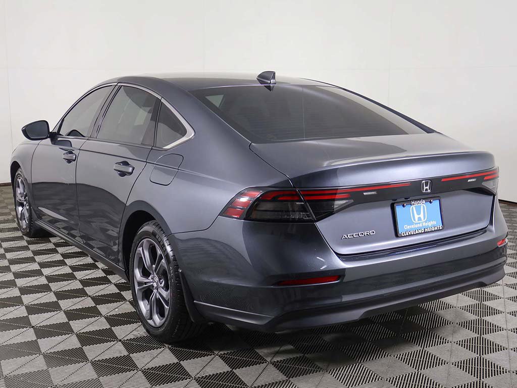 Used 2023 Honda Accord EX image 8
