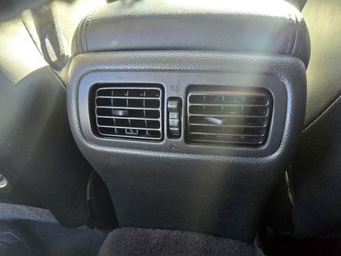 Used 2013 INFINITI G37 x w/ Premium Pkg image 30