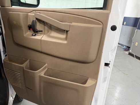 Used 2022 Chevrolet Express 2500 w/ Driver Convenience Package RWD image 11