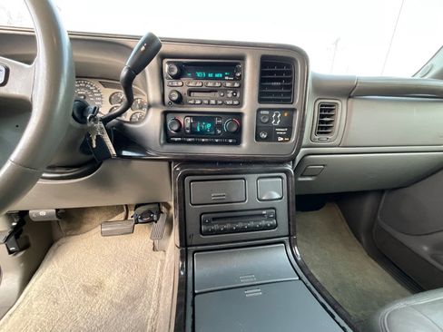 Used 2003 GMC Sierra 1500 Denali image 19