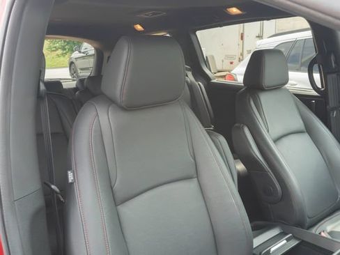 Used 2025 Honda Odyssey Sport-L image 4