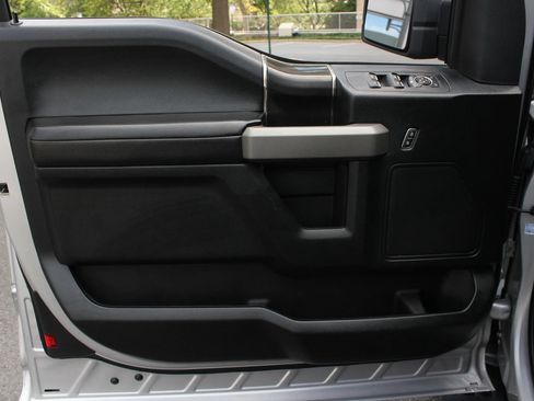 Used 2019 Ford F150 Raptor w/ Equipment Group 801A Mid AWD/4WD image 15