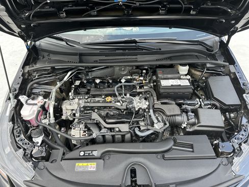 Certified 2025 Toyota Corolla LE FWD image 34