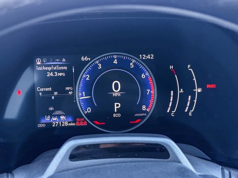 Used 2023 Lexus RX 350 Premium image 23