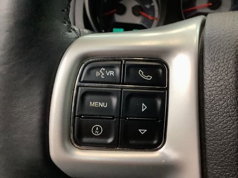 Used 2013 Chrysler 200 Limited image 16