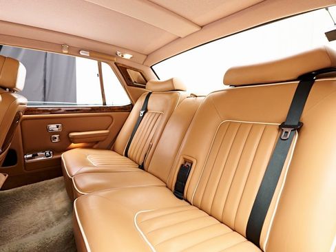 Used 1990 Rolls-Royce Silver Spur image 63