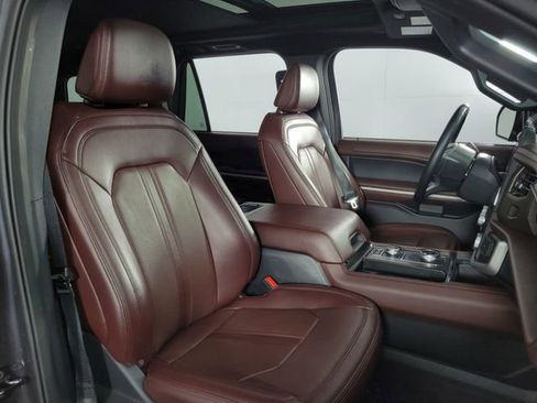 Used 2024 Ford Expedition Limited image 14