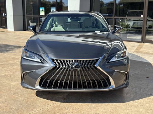 Certified 2025 Lexus ES 350 w/ Premium Package FWD image 16
