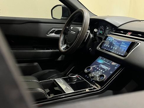 Used 2020 Land Rover Range Rover Velar R-Dynamic S image 20