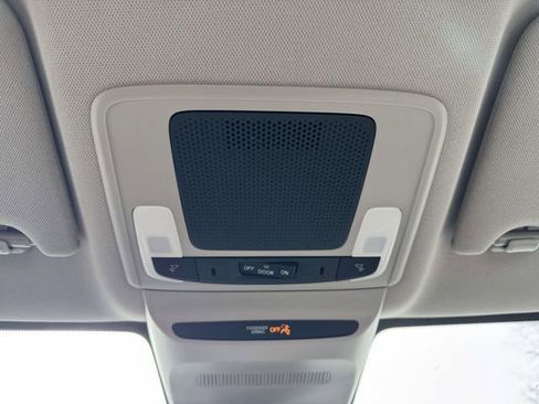 Certified 2023 Honda HR-V LX image 29