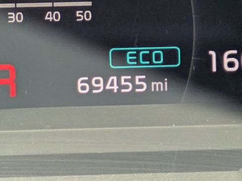 Used 2020 Kia Sorento EX image 24