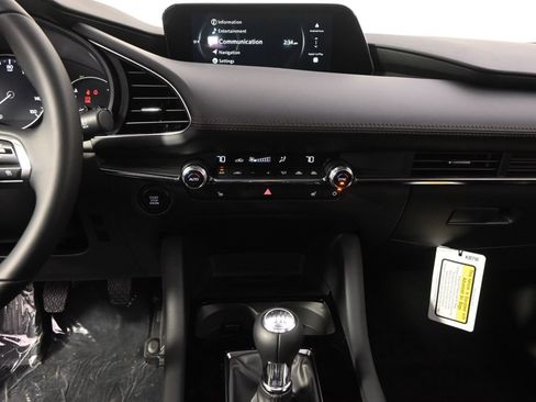 New 2026 MAZDA MAZDA3 2.5 S Hatchback w/ Premium Pkg FWD image 26