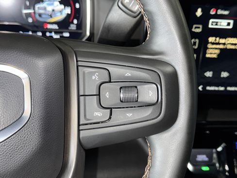 Used 2025 GMC Sierra 2500 AT4 w/ AT4 Premium Plus Package AWD/4WD image 23