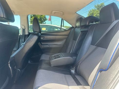 Used 2019 Toyota Corolla SE FWD image 8