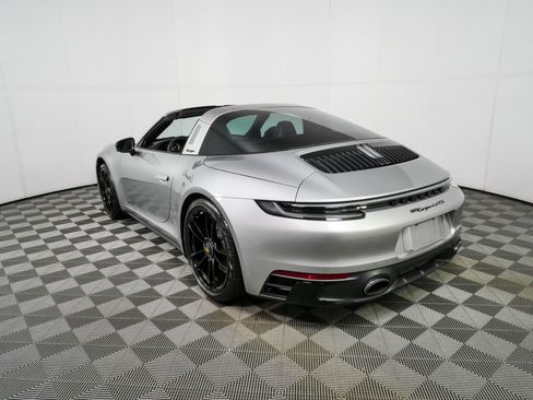 Certified 2024 Porsche 911 Targa 4 GTS w/ Premium Package AWD/4WD image 37