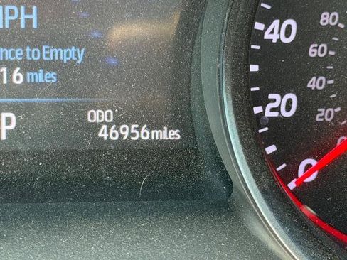 Used 2022 Toyota Camry XSE FWD image 21